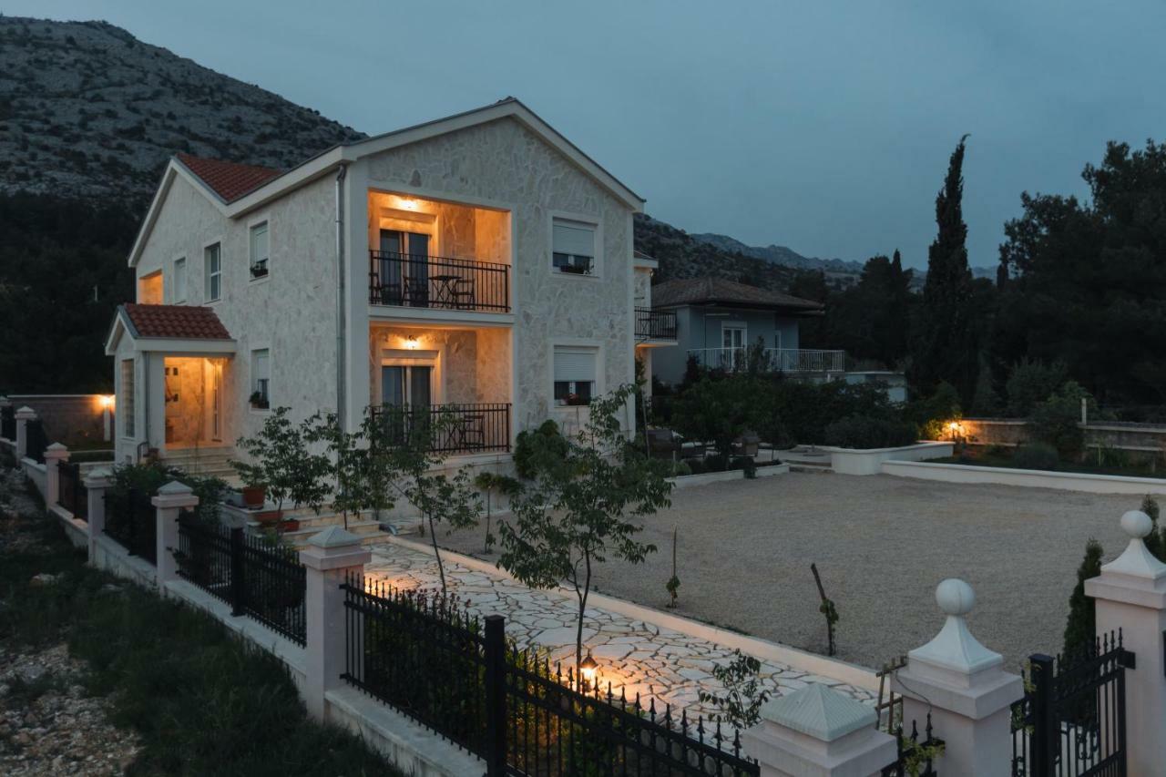 Hedon-Stone Apartman Stari Grad Kültér fotó