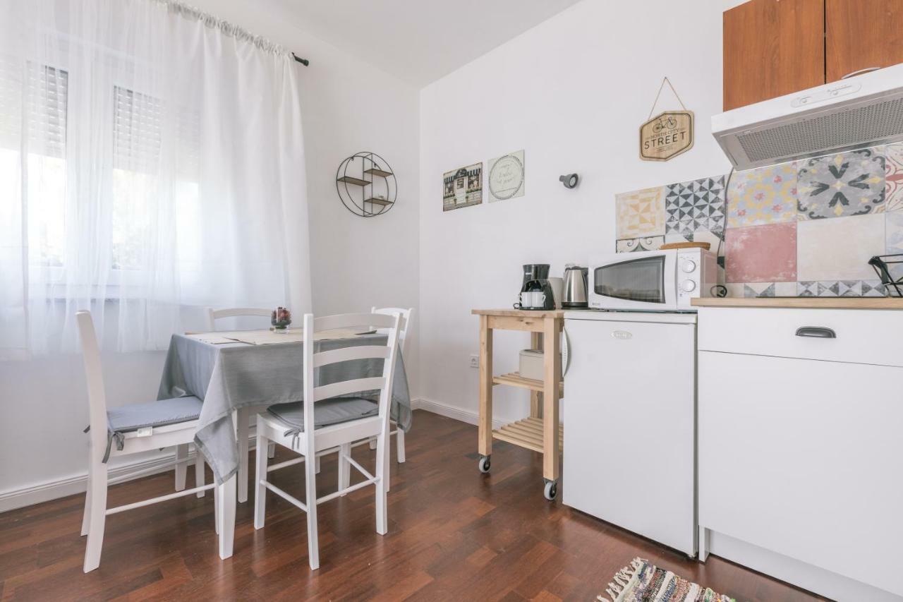 Hedon-Stone Apartman Stari Grad Kültér fotó