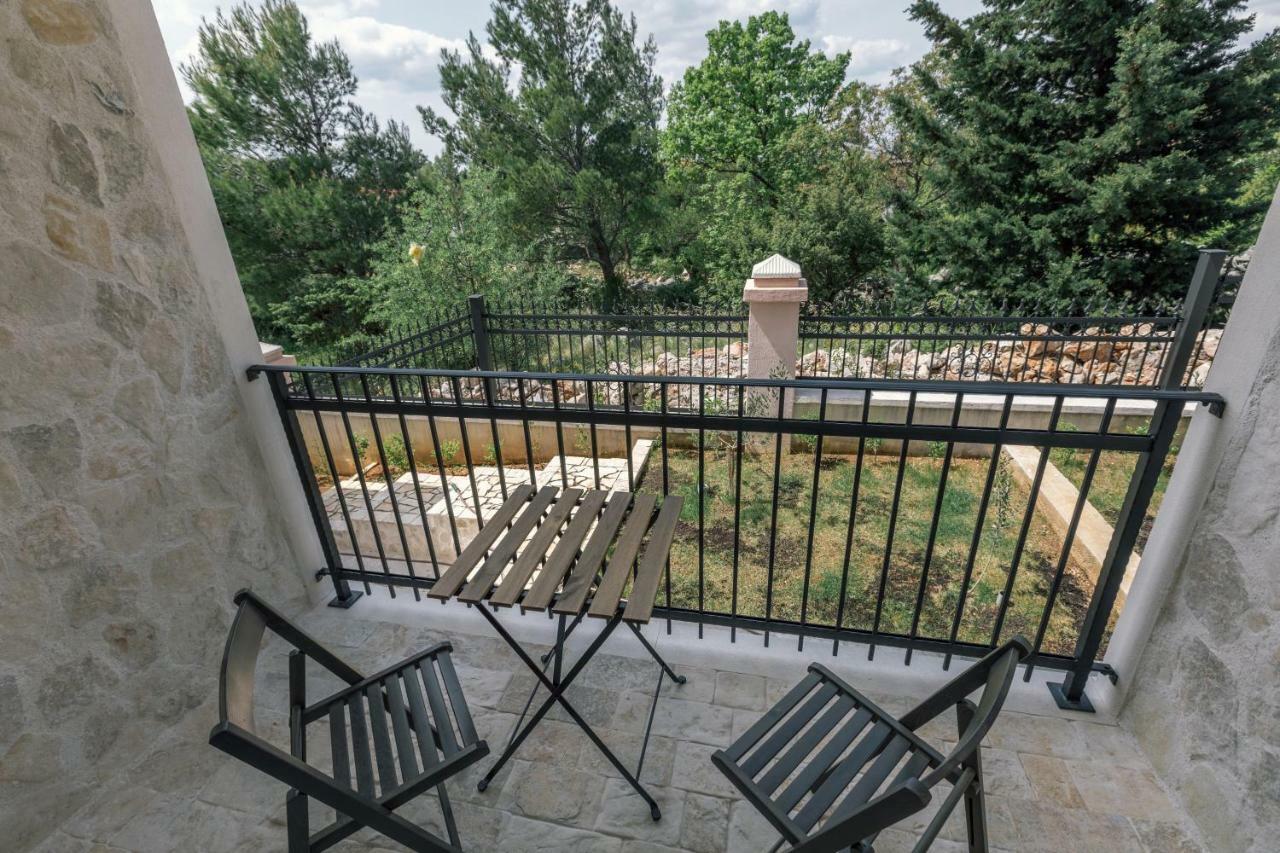 Hedon-Stone Apartman Stari Grad Kültér fotó